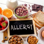 Care este legătura între alergia alimentară și alți factori?