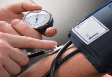 Somnul de după amiază, la fel de benefic ca și medicamentele antihipertensive